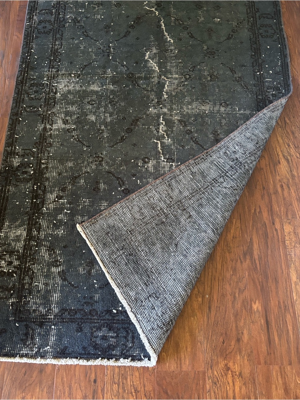 Vintage-Kilim Rug from Turkey - Authentic Distressed Design - Picture 9 of 9